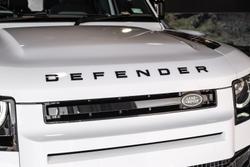 2024 Land Rover Defender 110 D300 X-Dynamic SE