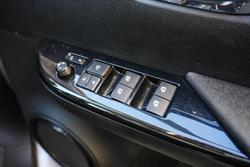 2022 Toyota Hilux SR5