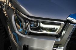2022 Toyota Hilux SR5