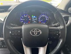 2020 Toyota Hilux SR5