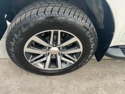 2020 Toyota Hilux SR5
