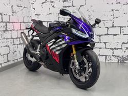 Aprilia RSV4 1100 Factory