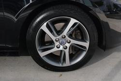 2015 Volvo V40 T3 Kinetic