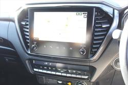 2024 Isuzu D-MAX BLADE