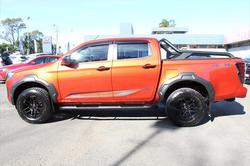 2024 Isuzu D-MAX BLADE
