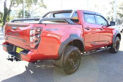 2024 Isuzu D-MAX BLADE