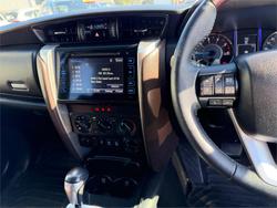 2015 TOYOTA FORTUNER GXL