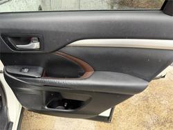 2014 TOYOTA KLUGER GXL (4x2)