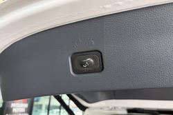 2018 Ford Everest Titanium