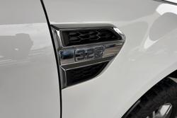 2018 Ford Everest Titanium