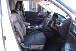 2022 Mitsubishi Outlander LS
