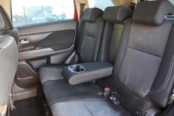2018 Mitsubishi Outlander ES