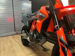 2021 KTM 690 SMC R