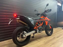 2021 KTM 690 SMC R