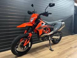 2021 KTM 690 SMC R