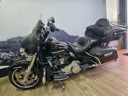 2021 HARLEY-DAVIDSON FLHTK ULTRA LIMITED Black