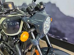 2024 ROYAL ENFIELD (SEE ALSO ENFIEL SHOTGUN 650 WHITE