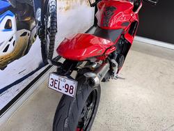 2021 DUCATI SUPERSPORT 950 S RED