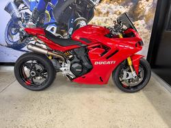 2021 DUCATI SUPERSPORT 950 S RED