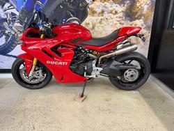 2021 DUCATI SUPERSPORT 950 S RED