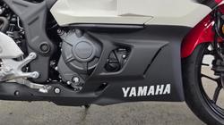 2025 Yamaha YZF-R3 Red