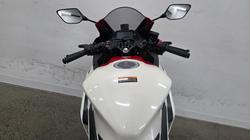 2025 Yamaha YZF-R3 Red