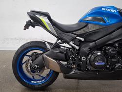 2022 Suzuki GSX-S1000 Blue