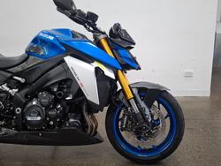 2022 Suzuki GSX-S1000 Blue