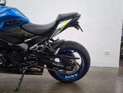 2022 Suzuki GSX-S1000 Blue