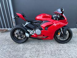 Ducati Panigale V2