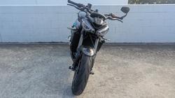 2025 Triumph STREET TRIPLE RS Black