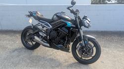 2025 Triumph STREET TRIPLE RS Black