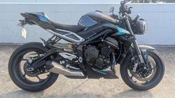 2025 Triumph STREET TRIPLE RS Black