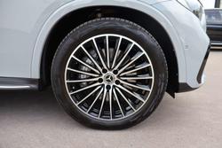 2025 Mercedes-Benz GLC-Class GLC300