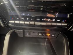 2023 Isuzu MU-X LS-T