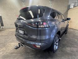 2023 Isuzu MU-X LS-T