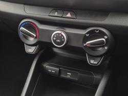 2025 Kia Stonic S