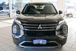 2025 Mitsubishi Outlander LS