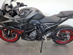 2026 Suzuki GSX-8R (GSX800FRQ) Black