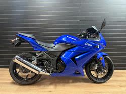 Kawasaki Ninja 250R (EX250)