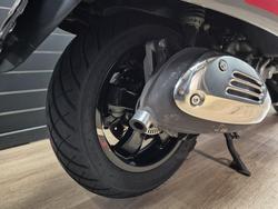 2022 VESPA GTS 300 SUPER SPORT Grey