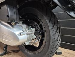 2022 VESPA GTS 300 SUPER SPORT Grey