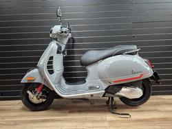 2022 VESPA GTS 300 SUPER SPORT Grey