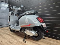 2022 VESPA GTS 300 SUPER SPORT Grey