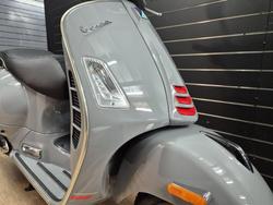 2022 VESPA GTS 300 SUPER SPORT Grey