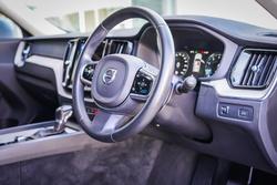 2020 Volvo XC60 T5 Inscription