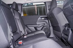 2025 Mitsubishi Outlander LS