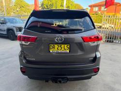 2017 Toyota Kluger GX