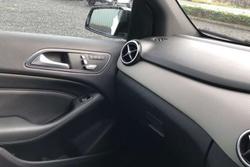 2017 Mercedes-Benz B-Class B180
