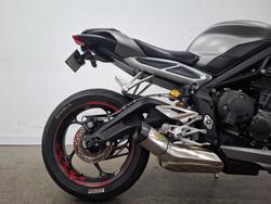 2017 Triumph STREET TRIPLE RS Grey